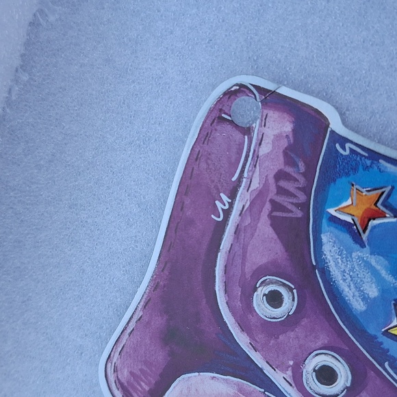 Large Sneaker Gift Tag - Picture 2 of 4